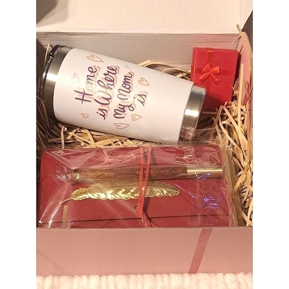 Mom Gift Set Tumblr Necklace Book Present - Picture 3 of 8